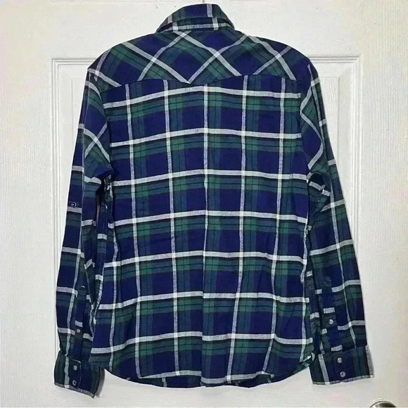 JACHS GIRLFRIEND Green and Navy roll tab sleeve flannel | size small - Picture 2 of 10